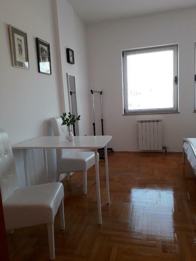 Apartman Dunja Ns 2 Novi Sad Luaran gambar
