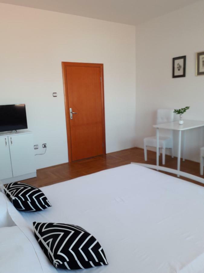 Apartman Dunja Ns 2 Novi Sad Luaran gambar