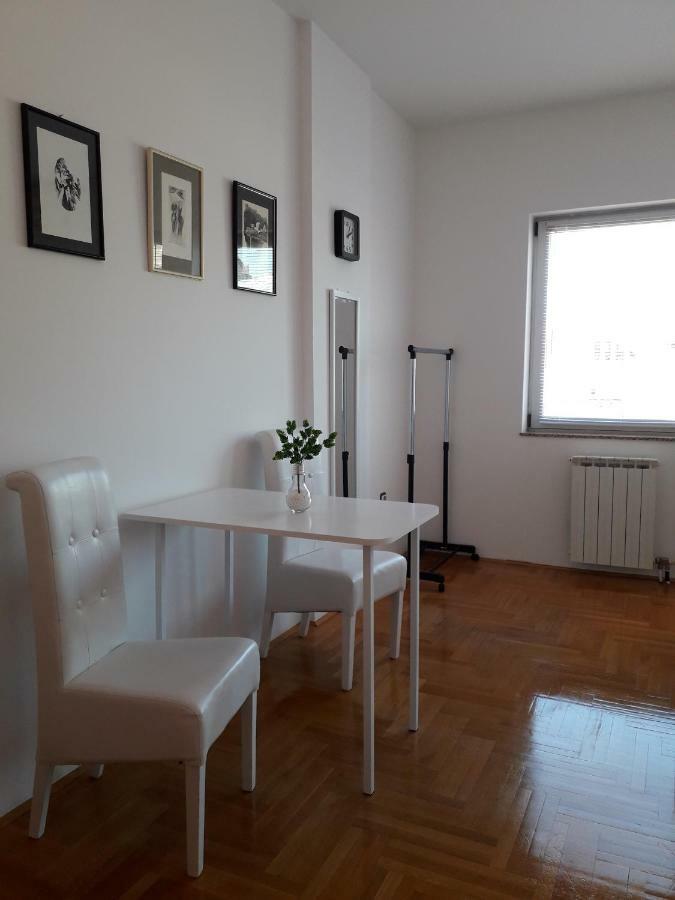 Apartman Dunja Ns 2 Novi Sad Luaran gambar